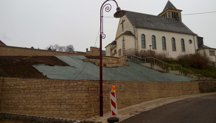 Aménagement exterieur au Luxembourg – environnement église